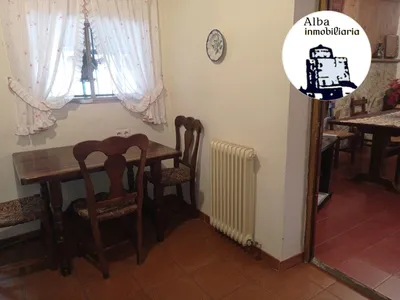 Chalet en venta en Alba de Tormes.