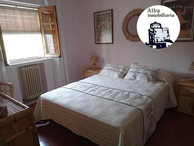 Chalet en venta en Alba de Tormes.