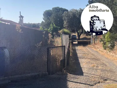 TERRENO EN LOS PERALES