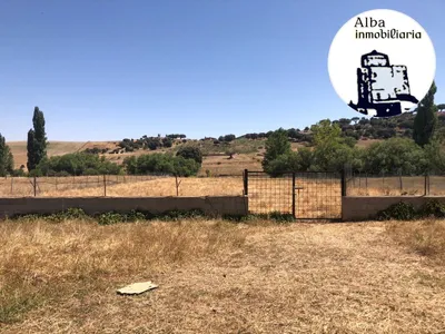 CASA EN VENTA EN LARRODRIGO
