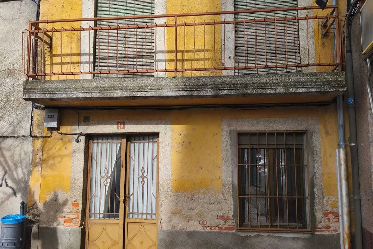 CASA EN VENTA EN ALBA DE TORMES