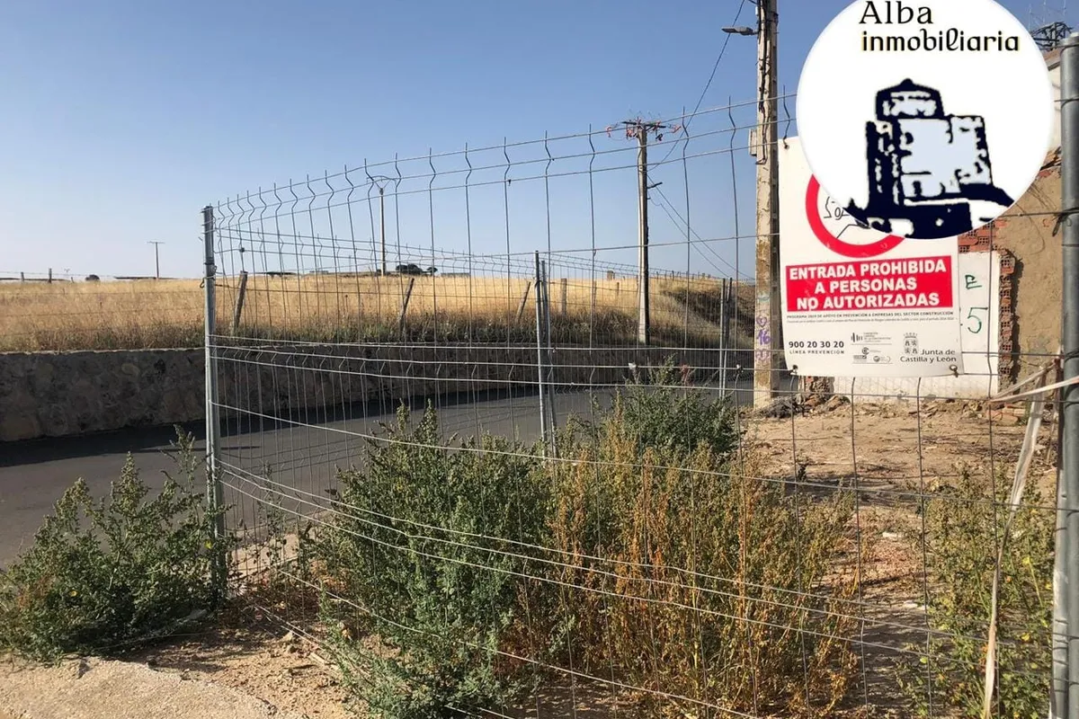 TERRENO EN VENTA LARRODRIGO