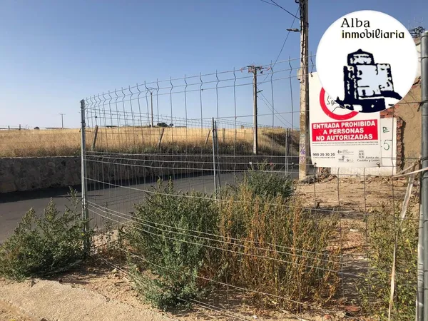 TERRENO EN VENTA LARRODRIGO