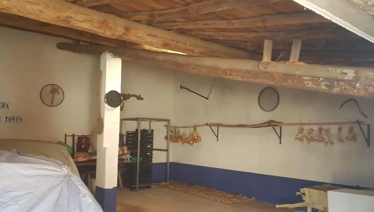 GARAJE EN ALQUILER EN NAVALES